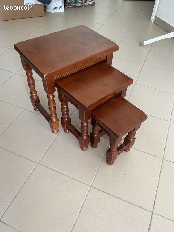 3 tables gigognes (image 2)