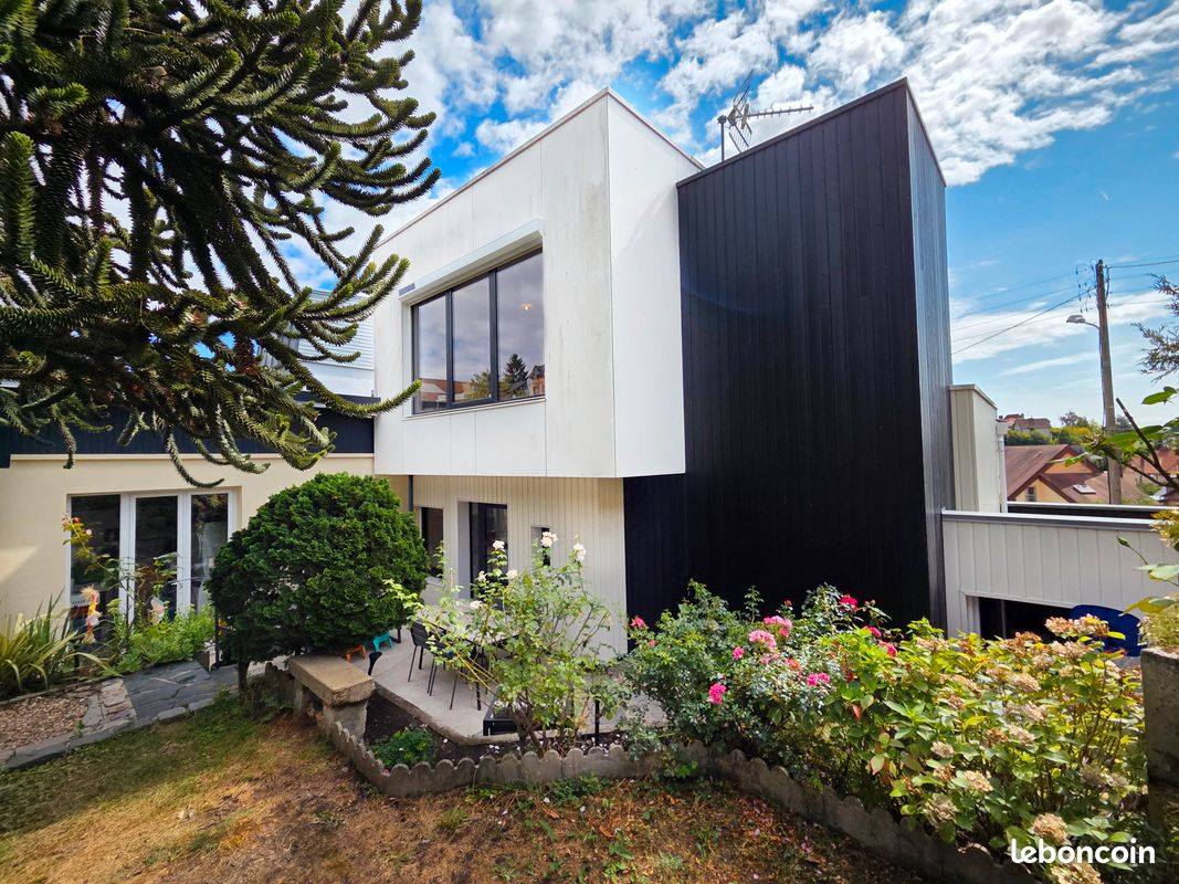 Maison 6 pièces 115 m² · à Mont-Saint-Aignan · 115 m² · 450 000 €