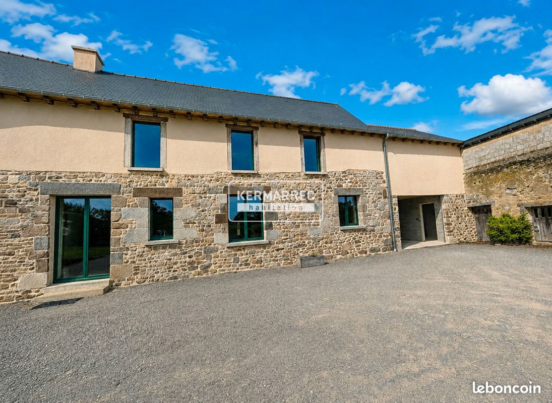 Maison 8 pièces 195 m² · à Gévezé · 195 m² · 1 350 €/mois
