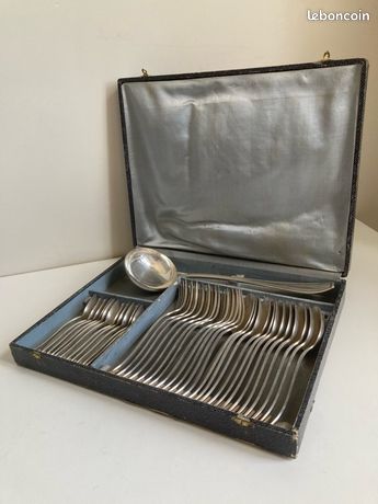 Sfam Chambly Menagere Modele Filet 38 Pieces En Metal Argente Annees 1950 | Métal argenté modèle
