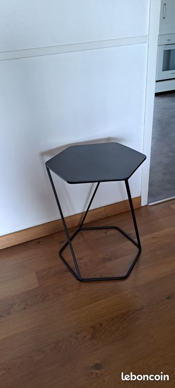 Petite table (image 1)