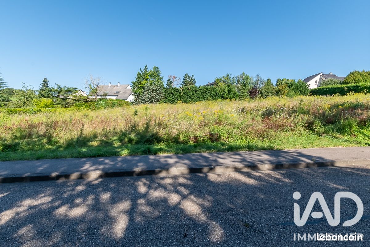 Terrain 811 m² · à Thionville · 811 m² · 268 600 €