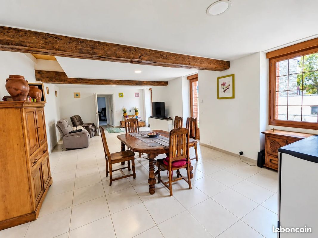 Maison 4 pièces 151 m² · à Coulommiers · 151 m² · 251 000 €