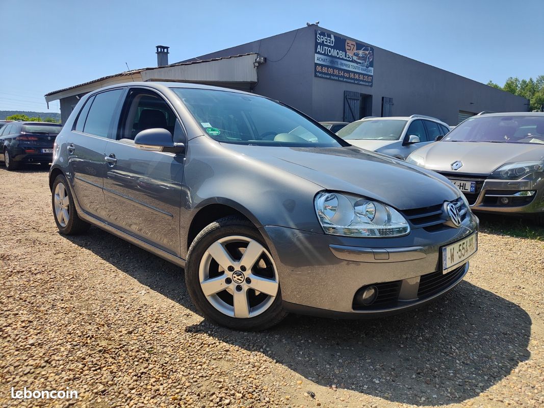 Volkswagen GOLF V 1.9 Tdi 105 CH United * SUIVI COMPLET * GARANTIE (image 1)
