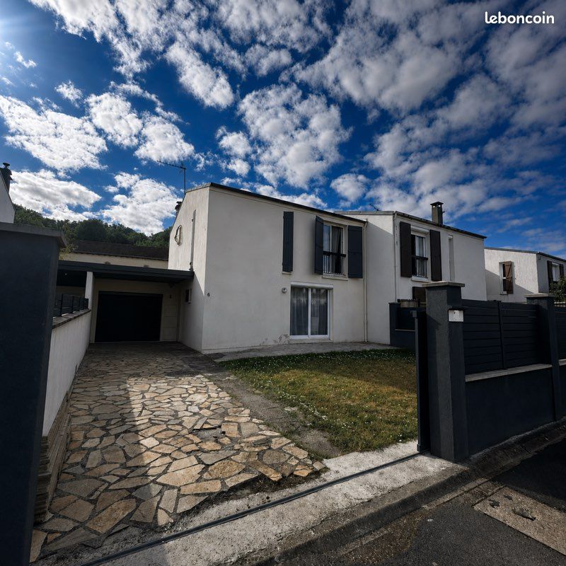 Maison 5 pièces 95 m² · à Mériel · 95 m² · 350 000 €