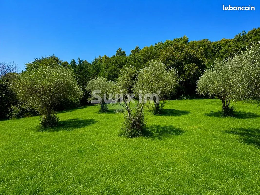 Terrain 930 m² · à Nyons · 930 m² · 130 000 €