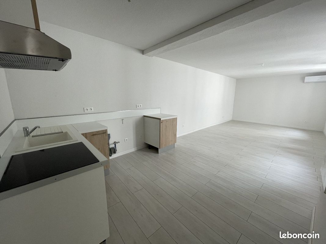 Immeuble 665 m² · à Béziers · 665 m² · 737 000 €