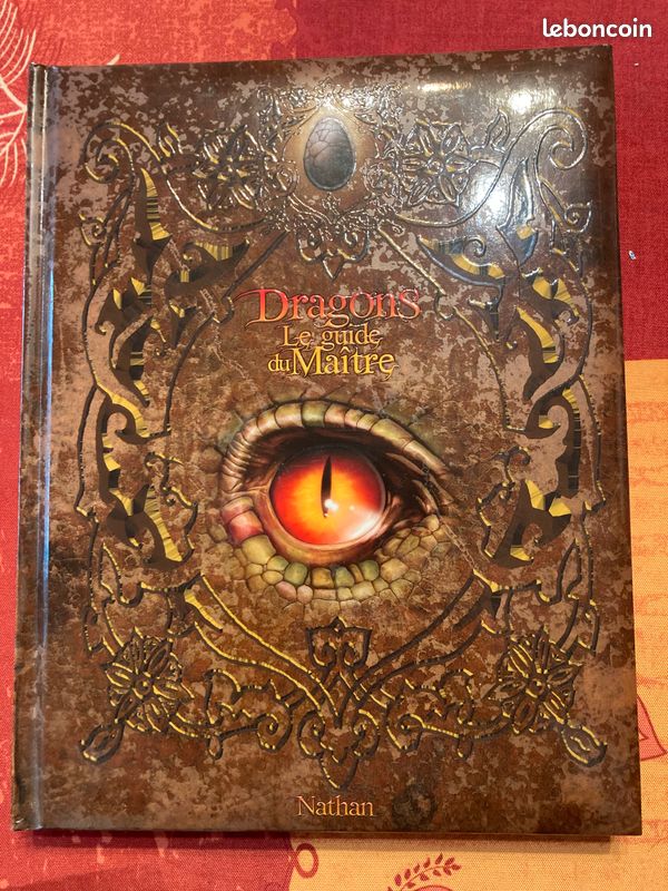 Livre sur les dragons (image 1)