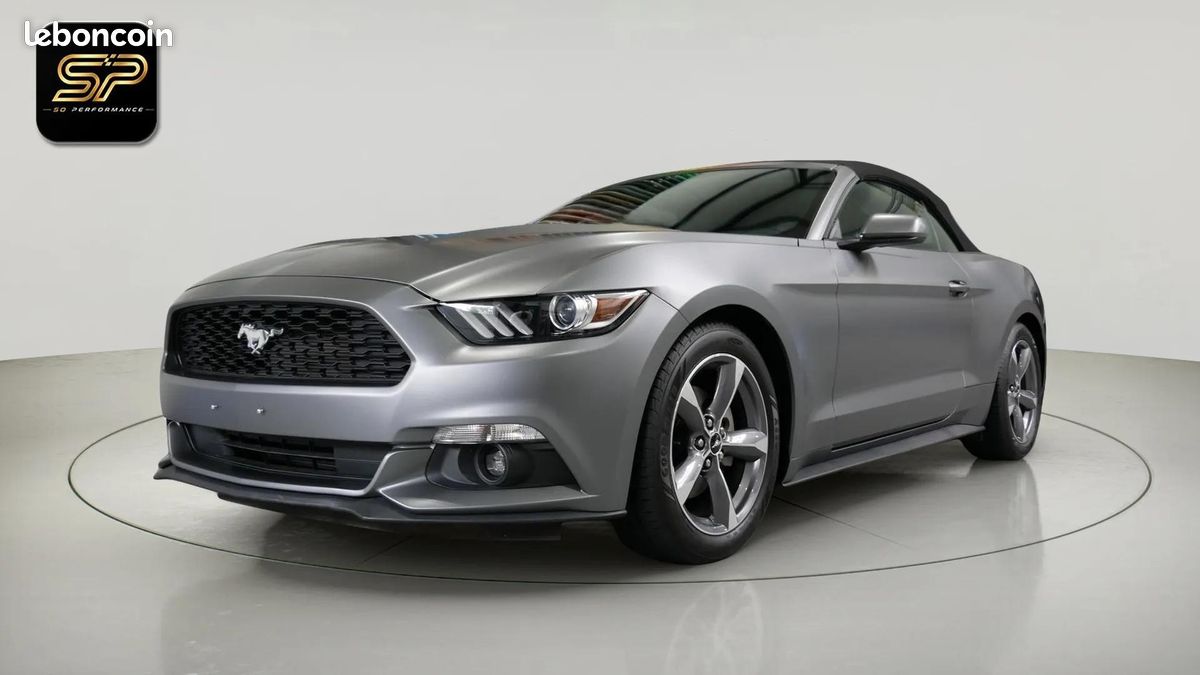 FORD Mustang Cabriolet * 305 ch * BVA * Faible Kilométrage * Caméra * Pack Performance (image 1)