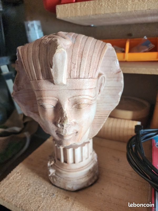 Reproductions statut (image 1)