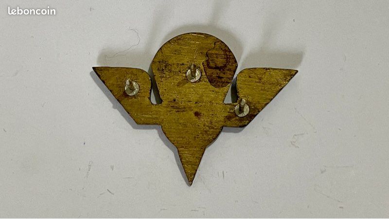2 ° Régiment étranger de Parachutiste , Guymo Paris