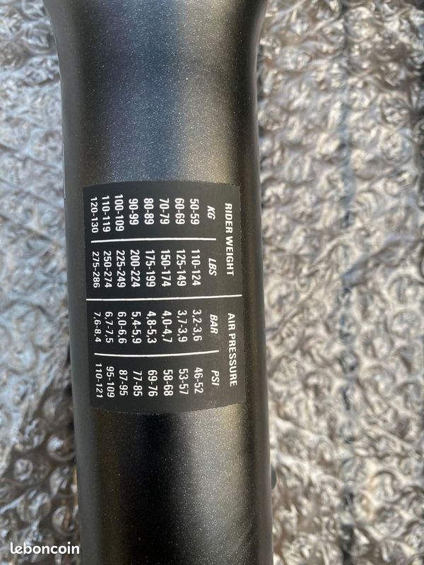 Fourche VTT 29" Formula Thirtyfive Conique 15x100mm NOS Pour VTT/VTC électrique