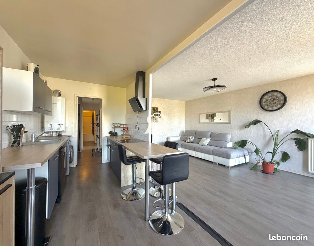 Appartement 3 pièces 66 m² · à Clermont-Ferrand · 66 m² · 900 €/mois