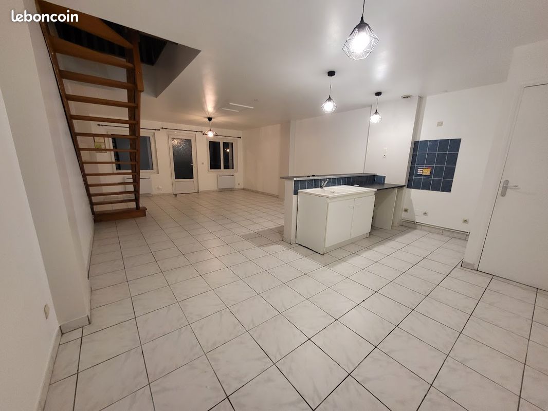 Maison 3 pièces 70 m² · à Le Neubourg · 70 m² · 700 €