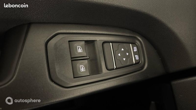 Renault Trafic Véhicule utilitaire ou Société L1H1 3T 2.0 Blue dCi 130ch Confort E6E (image 21)