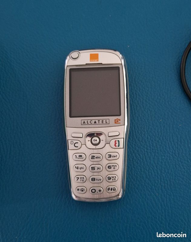 Téléphone vintage Alcatel One Touch 735 (image 2)