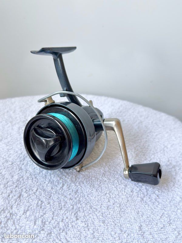 Vintage Ocean City No. 985 Cast Reel Made in Philadelphia