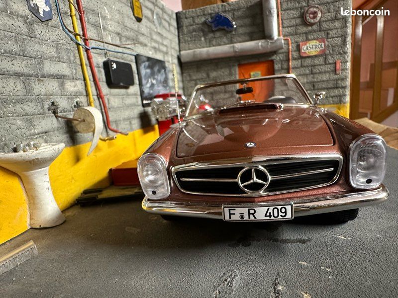NOREV 1/18 MERCEDES-BENZ 280 SL CABRIOLET ROUGE METAL SANS