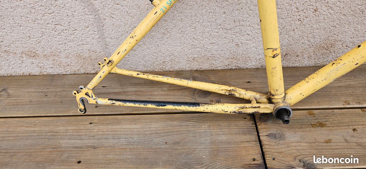 Cadre vélo vintage Peugeot - Vélos