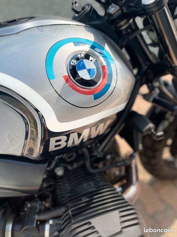 BMW nine t (image 1)