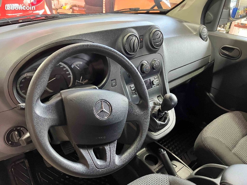 Mercedes Citan 109 CDI FOURGON LONG PRO (image 4)