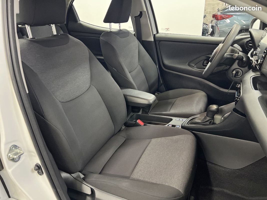 MAZDA Mazda2 Hybrid 1.5L CVT 116 ch Pure (image 18)
