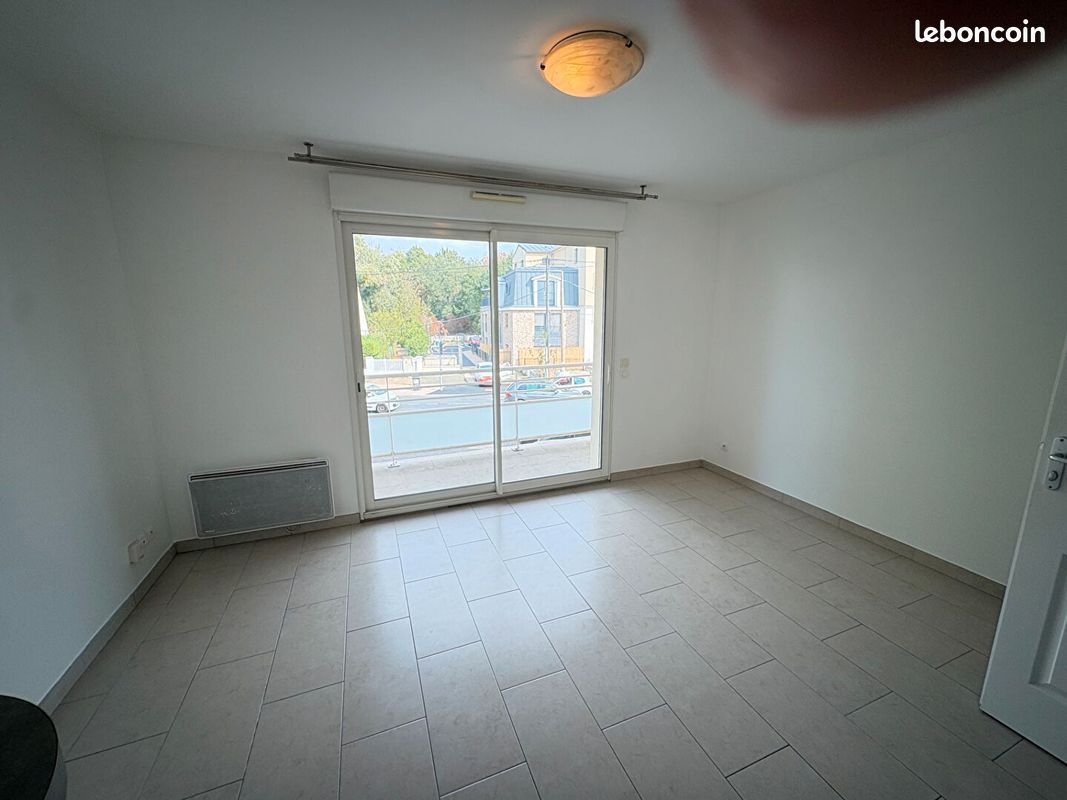 Appartement 1 pièce 25 m² · à Sainte-Geneviève-des-Bois · 25 m² · 675 €/mois