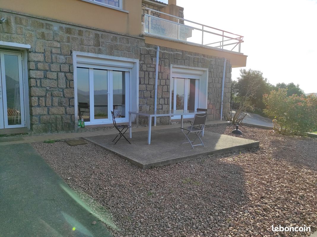 Arbouse, grande location estivale, 100 m2, 3 chambres, calme, vue magnifique mer et montagne (image 2)