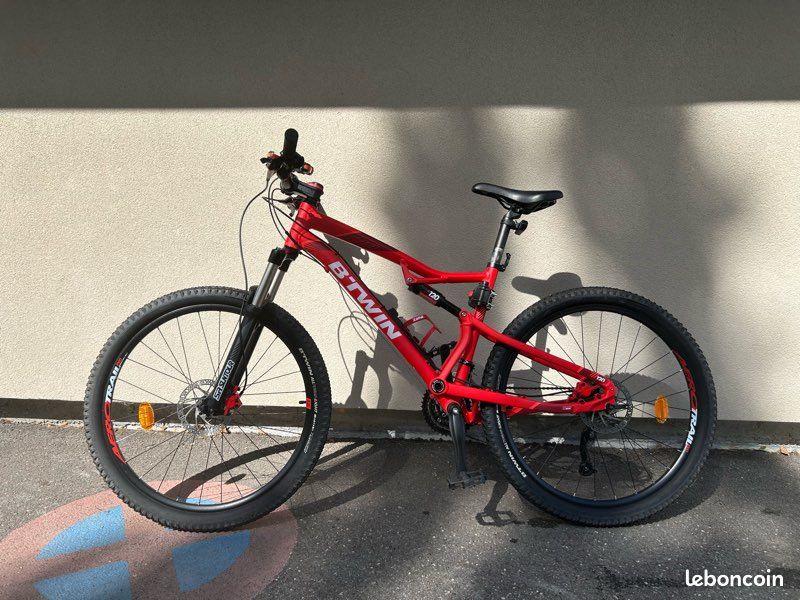 Vélo btwin 540s rouge 27,5 Vélos