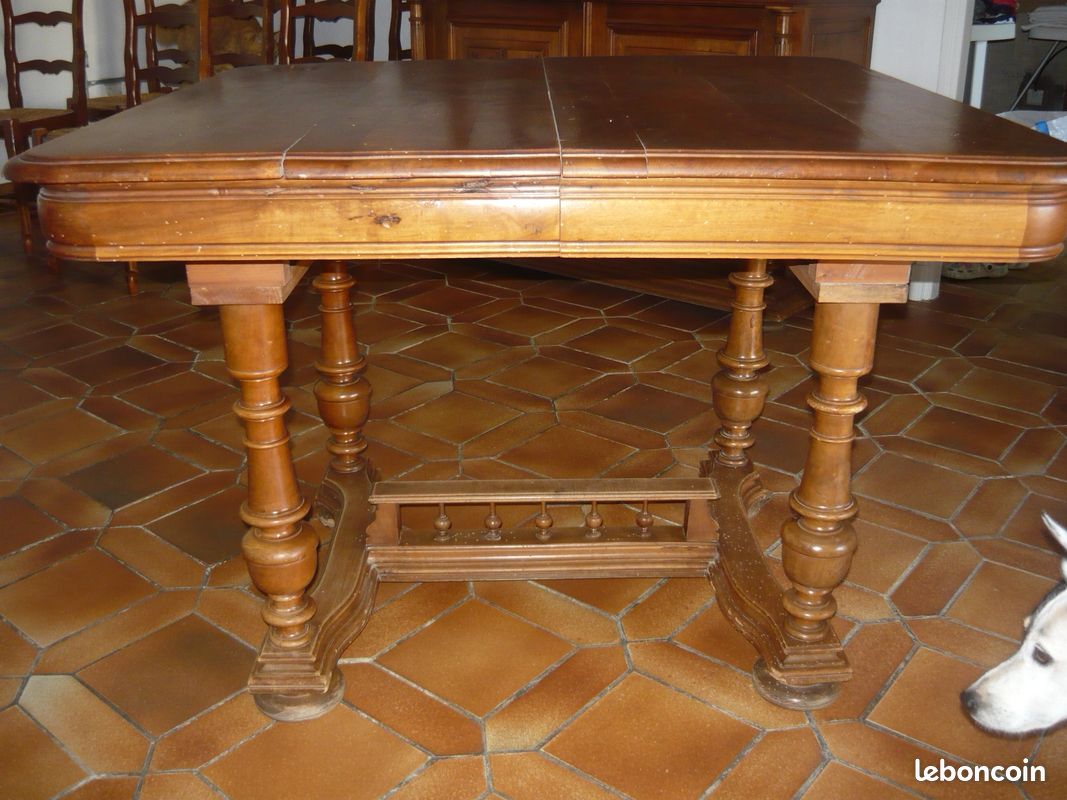 Table Ancienne (image 2)