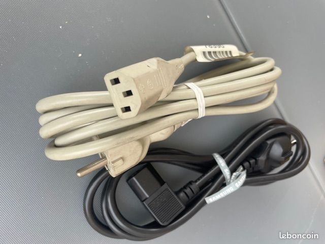 Lot De 2 Cordons Secteur 2 Mètres – Câbles D'alimentation Ouverts Jamais Servis