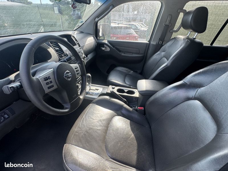 Nissan PATHFINDER 2.5 DCI 190CH LE BVA 7 PLACES (image 17)