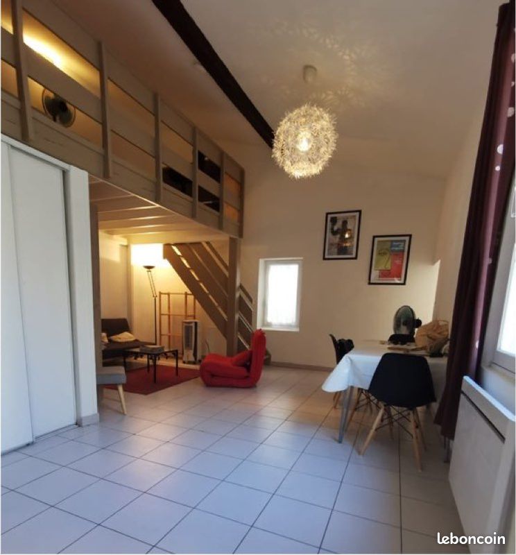 Appartement 1 pièce 48 m² · à Avignon · 48 m² · 590 €