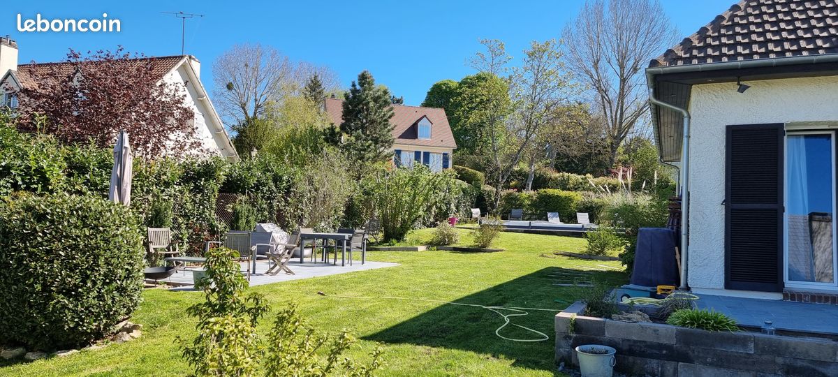Maison 10 pièces 190 m² · à Orgeval · 190 m² · 930 000 €