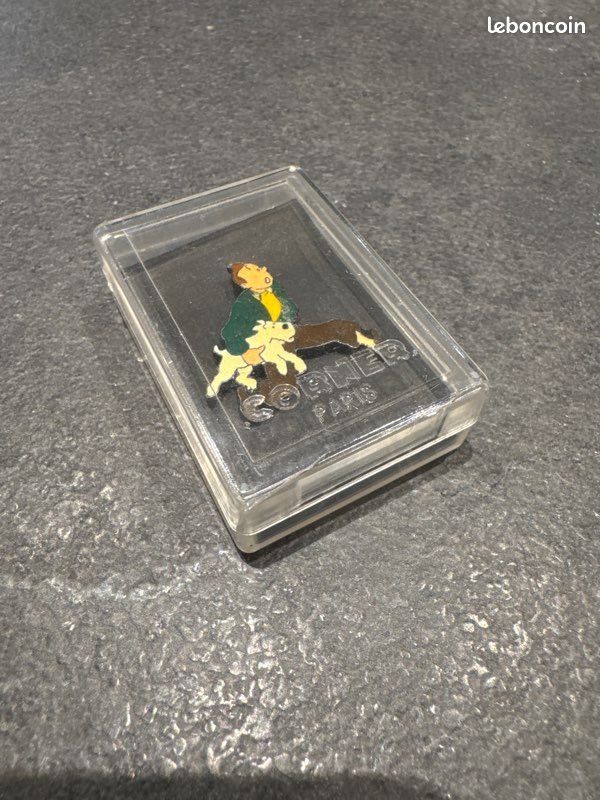 PIN'S - TINTIN - Capitaine Haddock - Tintin Et Milou - Hergé - Pin