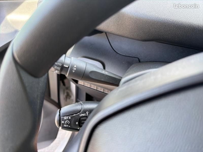 Peugeot Partner M 650kg BlueHDi 100ch S&S (image 16)