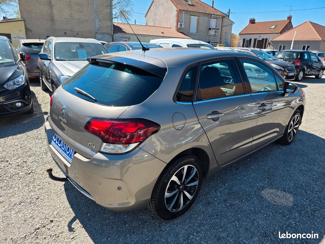 Citroen C4 1.2i 110 CV MILLENIUM + ATTELAGE (image 3)