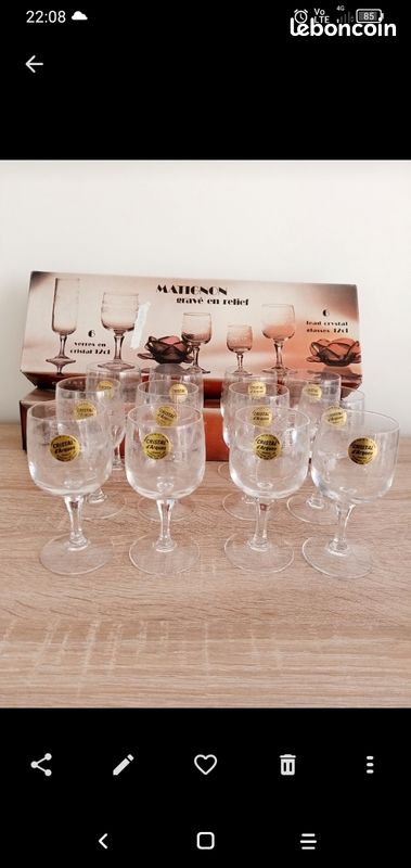 Matignon gravé en relief 12 verres en cristal d'Arques 12cl. Livraison sur place (image 1)