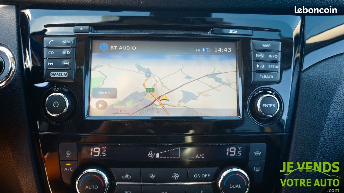 Nissan Qashqai 1.5 dCi 110ch Tekna (image 16)