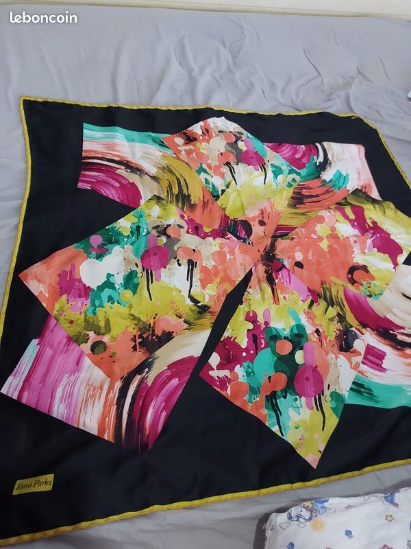 Foulard multicolore (image 2)
