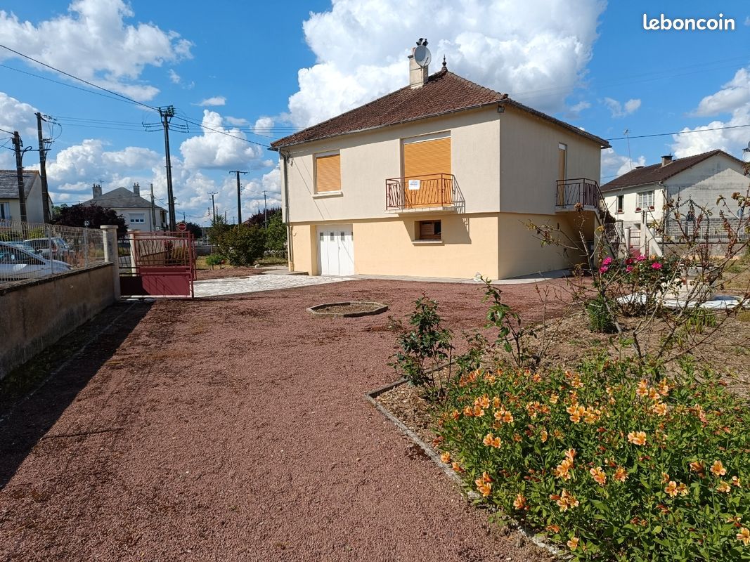 Maison 3 pièces 70 m² · à Nouâtre · 70 m² · 96 000 €