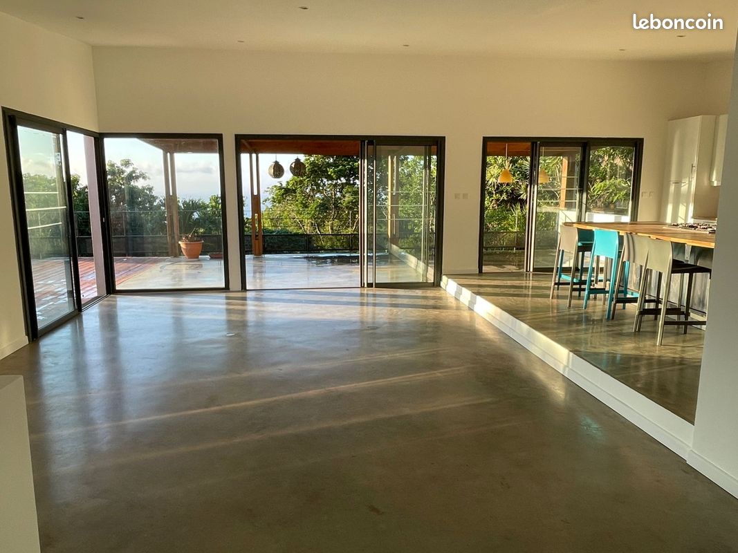 Maison 6 pièces 150 m² · à La Possession · 150 m² · 650 000 €