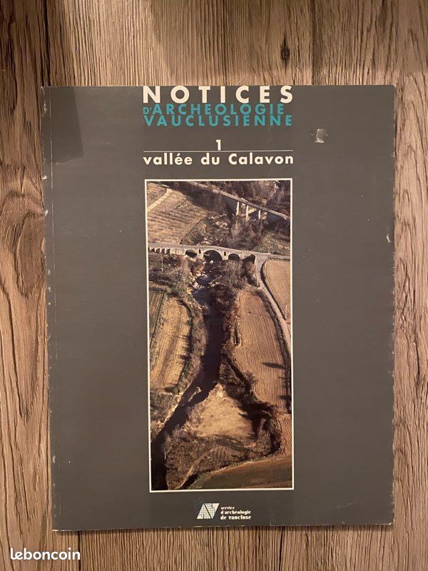 Livre archéologie (image 1)