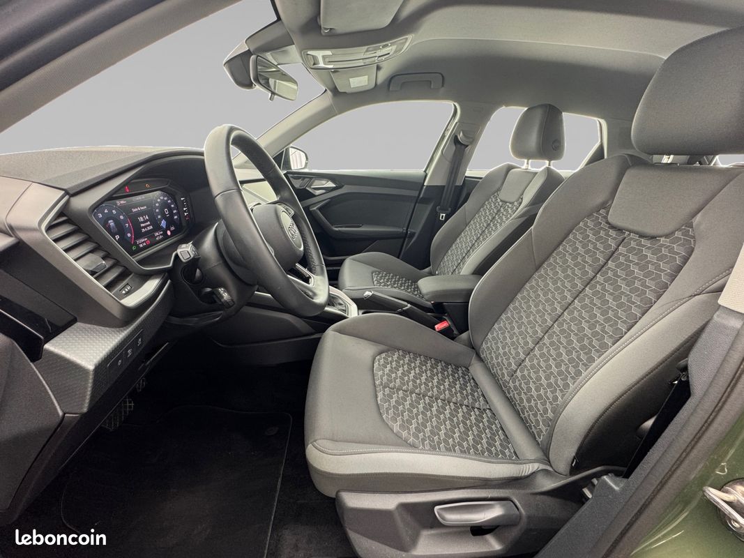 AUDI A1 Sportback 30 TFSI 116 ch S tronic 7 Design + camera + clé confort (image 9)
