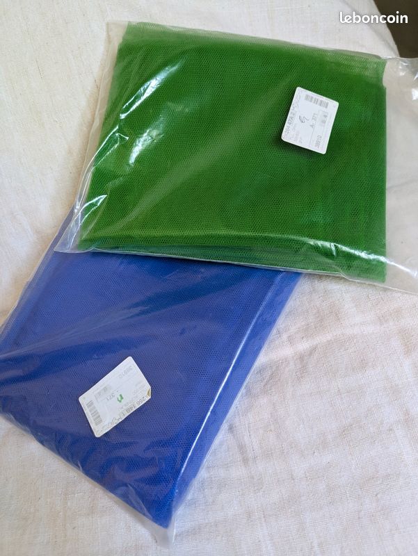 Lot 2 coupons tulle vert/ bleu (image 2)