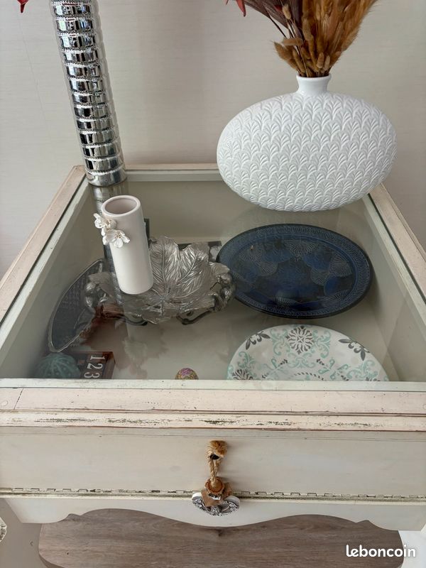 Console blanche (image 2)