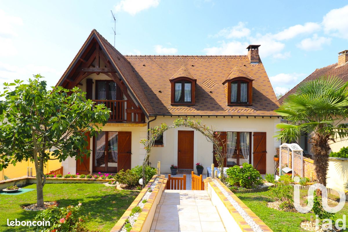Maison 8 pièces 154 m² · à Linas · 154 m² · 535 000 €