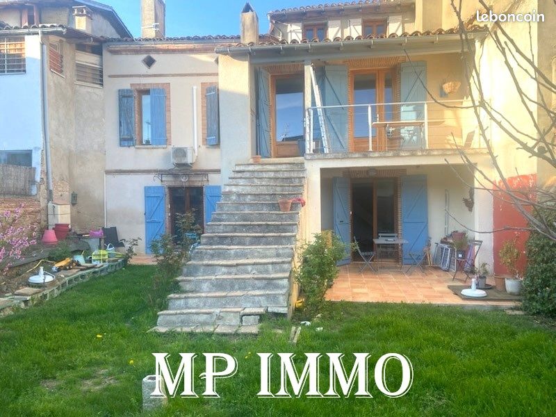 Maison 6 pièces 174 m² · à Beaumont-de-Lomagne · 174 m² · 127 000 €