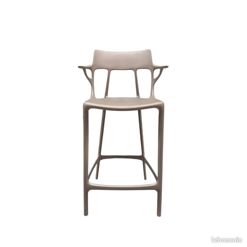 DIRECT MAGASIN - 3 Tabourets hauts KARTELL A.I. RECYCLED Gris - Prix unitaire - LIVRAISON OFFERTE (image 1)