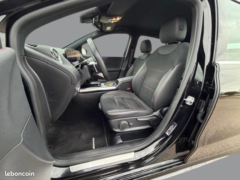 Mercedes Classe B 180 AMG Line 1.3 136 7G-DCT Angle mort Cam recul C (image 21)